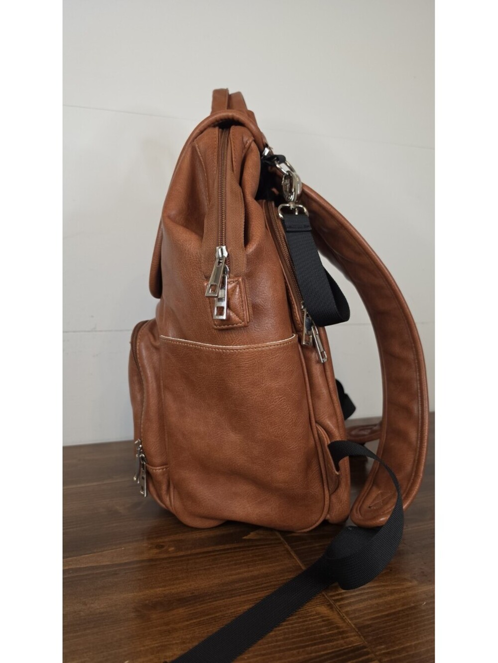 UPPER New York Vegan Leather Diaper Bag, Brown, # 63 - Picture 4 of 15